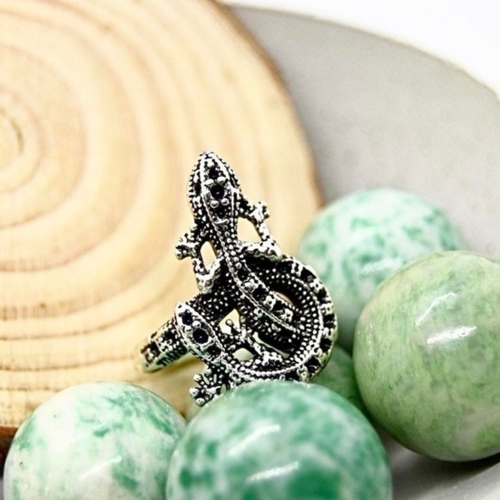 Silver Gecko Ring - Picture 3 of 4
